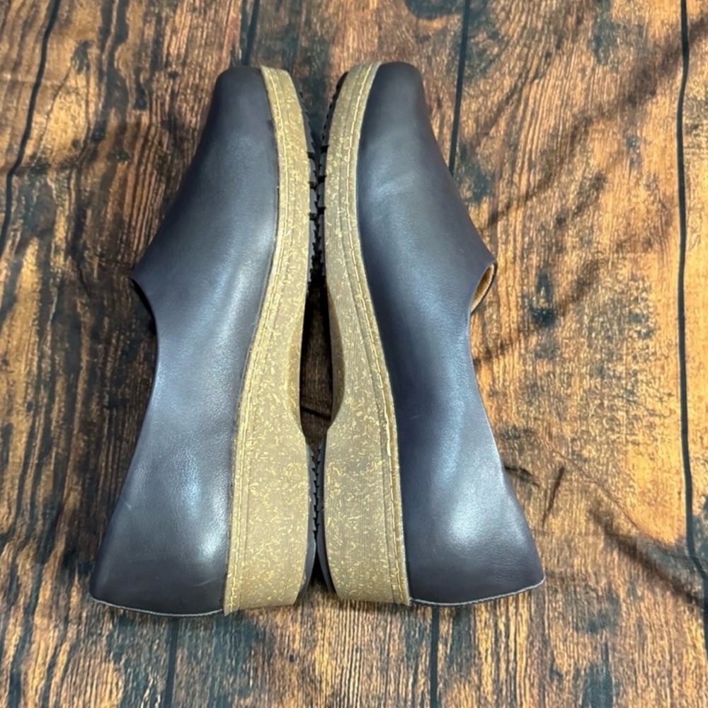 NEW SOFTWALK Addie Leather Clogs in Dark Grey 12 - Picture 7 of 9